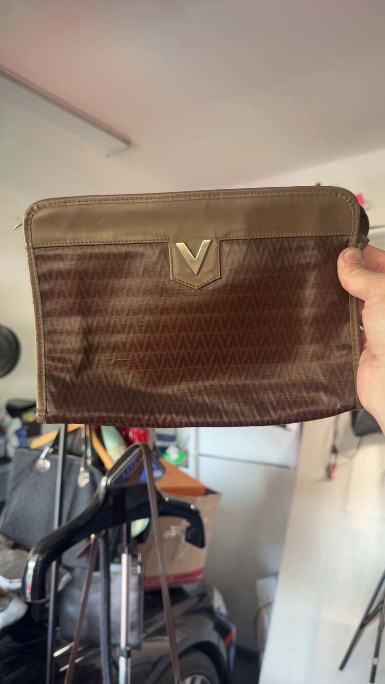 Valentino‎ brown leather V pattern clutch bag